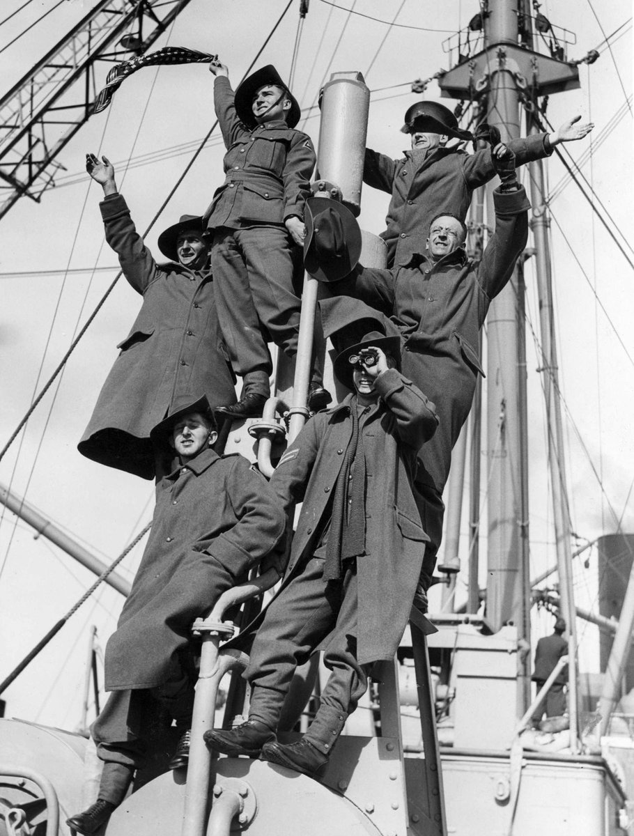 EMBARKATION OF TROOPS FROM PORT MELBOURNE (1938–44)