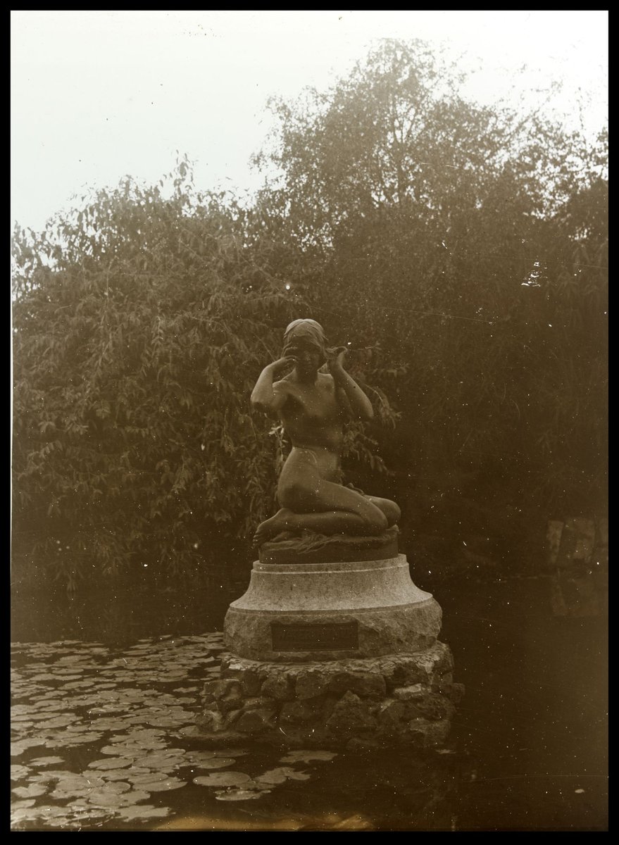 Water nymph, Queen Victoria Gardens, Melbourne, Melbourne City (1880–1938)