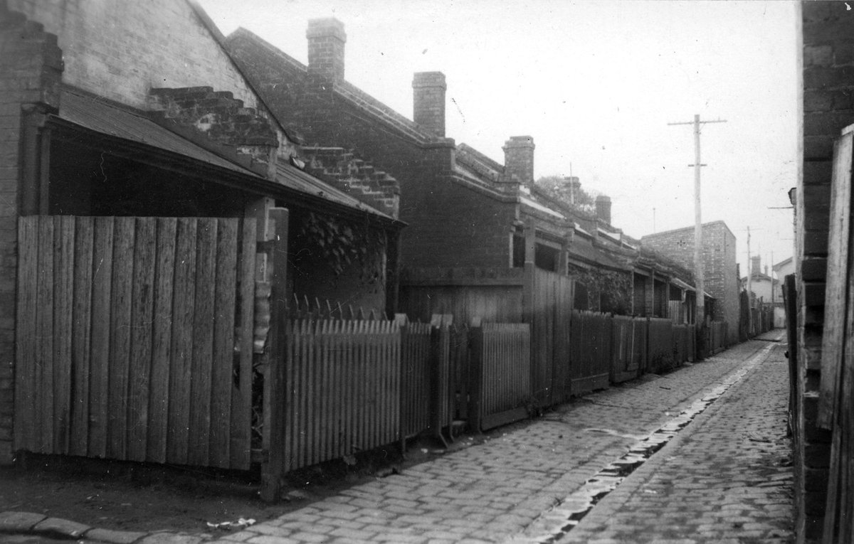 Carlton. Ormond Place (c. 1935)