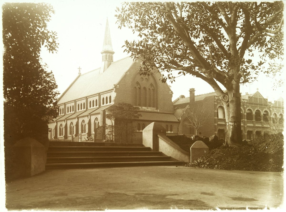 Holy Trinity Church, Clarendon Street, East Melbourne (1905–38)