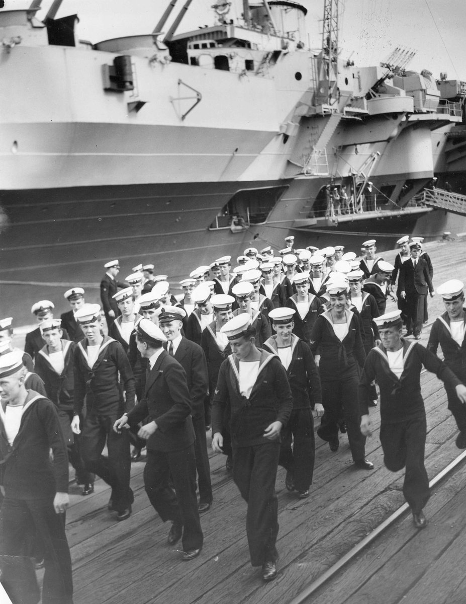 Visit of British aircraft carrier H.M.S. Implacable to Melbourne, 1946, Port Melbourne
