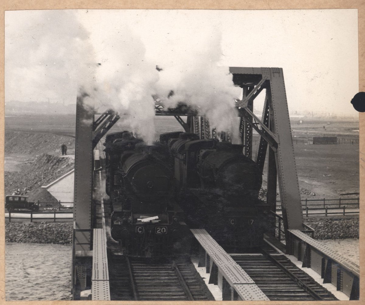 South Kensington to West Footscray. Maribyrnong River bridge (1928)