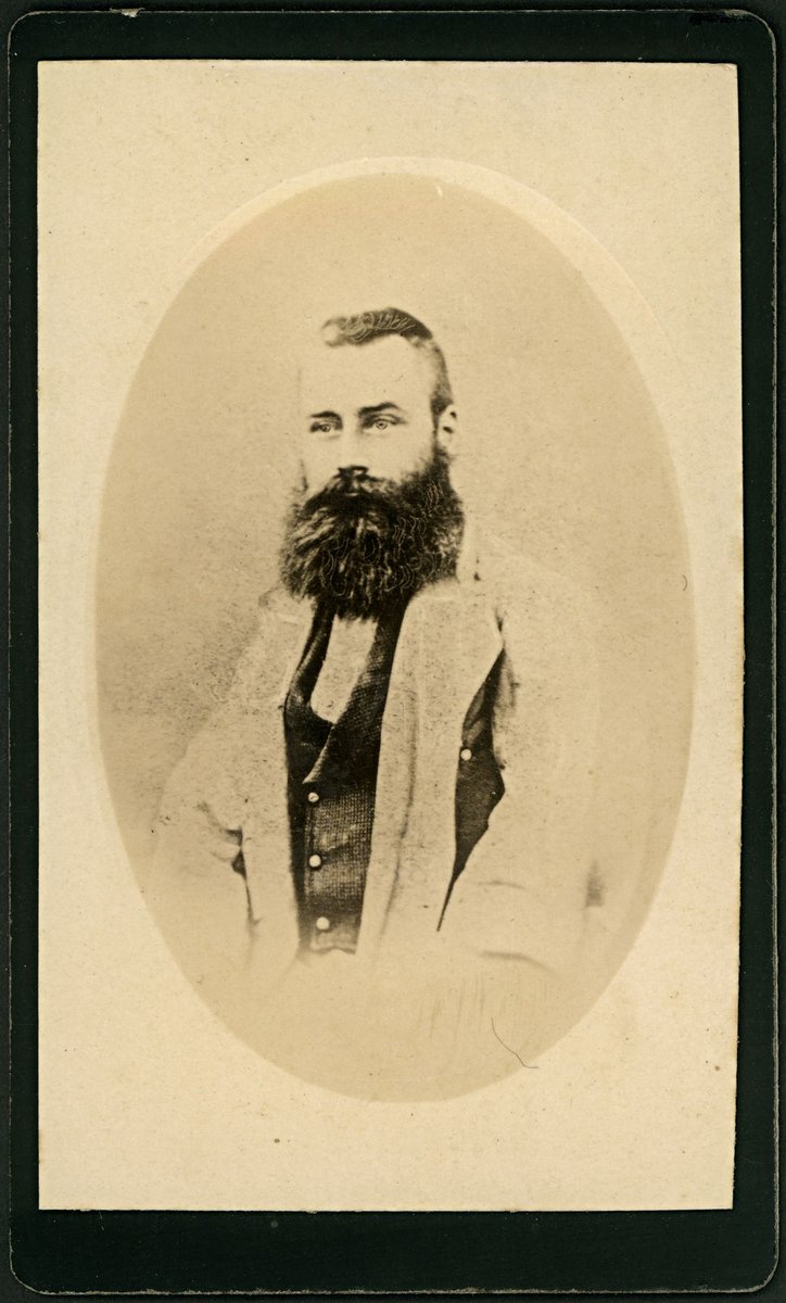 Portrait photographs by Elite photographic studios of Toowoomba, Melbourne and Goulburn (1887–1940)