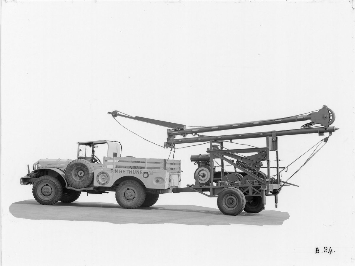 Machinery in Moray Street, South Melbourne (1932–38)