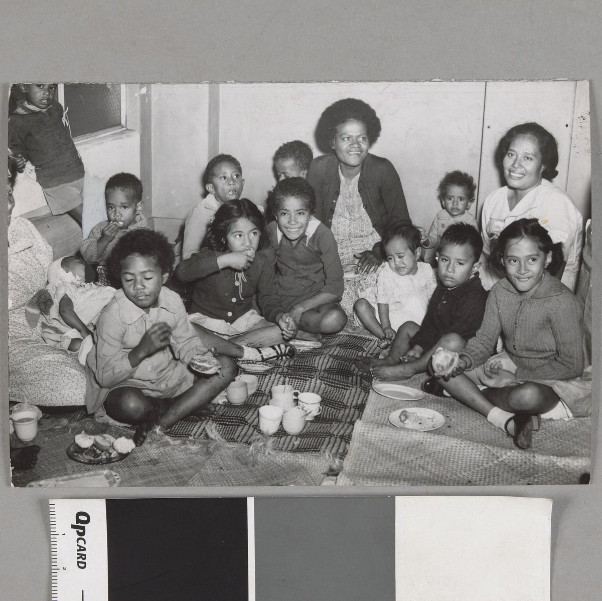Javanese and Fijian women and children refugees in Melbourne, Port Melbourne (1939–45)