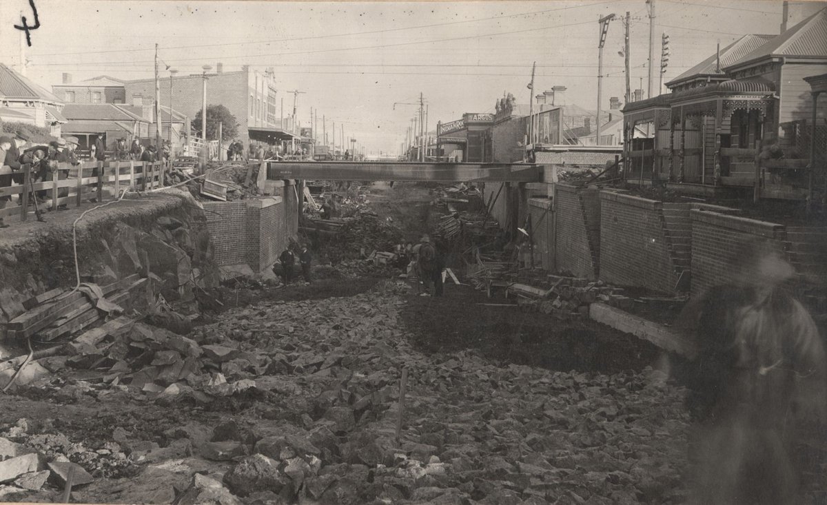 South Kensington to West Footscray - subway at Victoria Street (1927)