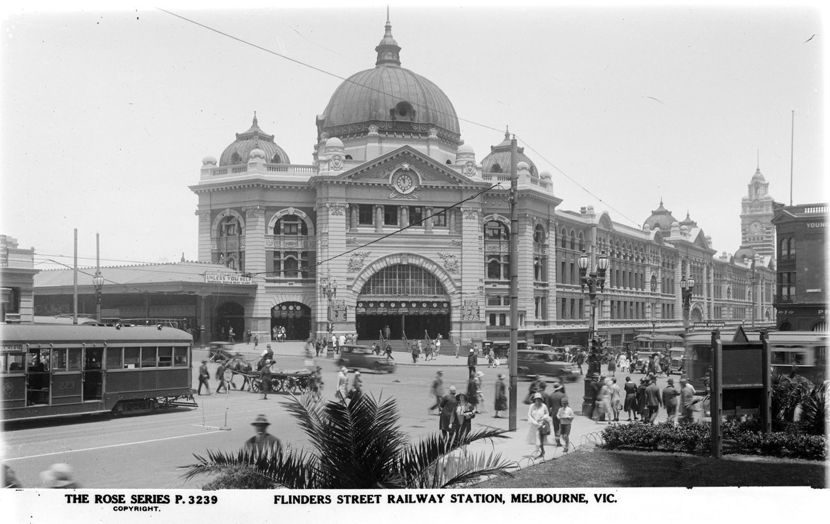 Flinders Street Railway Station, Melbourne, Vic, Melbourne City (1920–54)