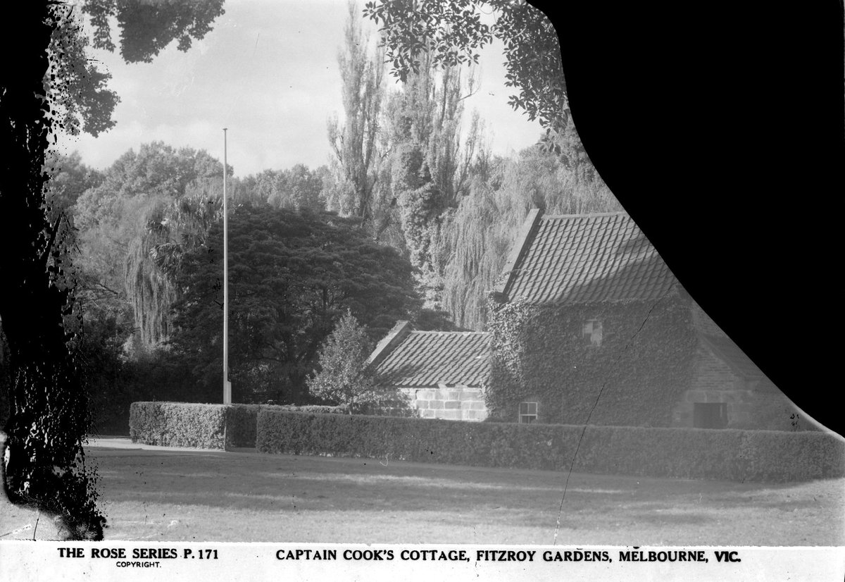 Captain Cook's Cottage, Fitzroy Gardens, Melbourne, Vic, East Melbourne (1920–54)