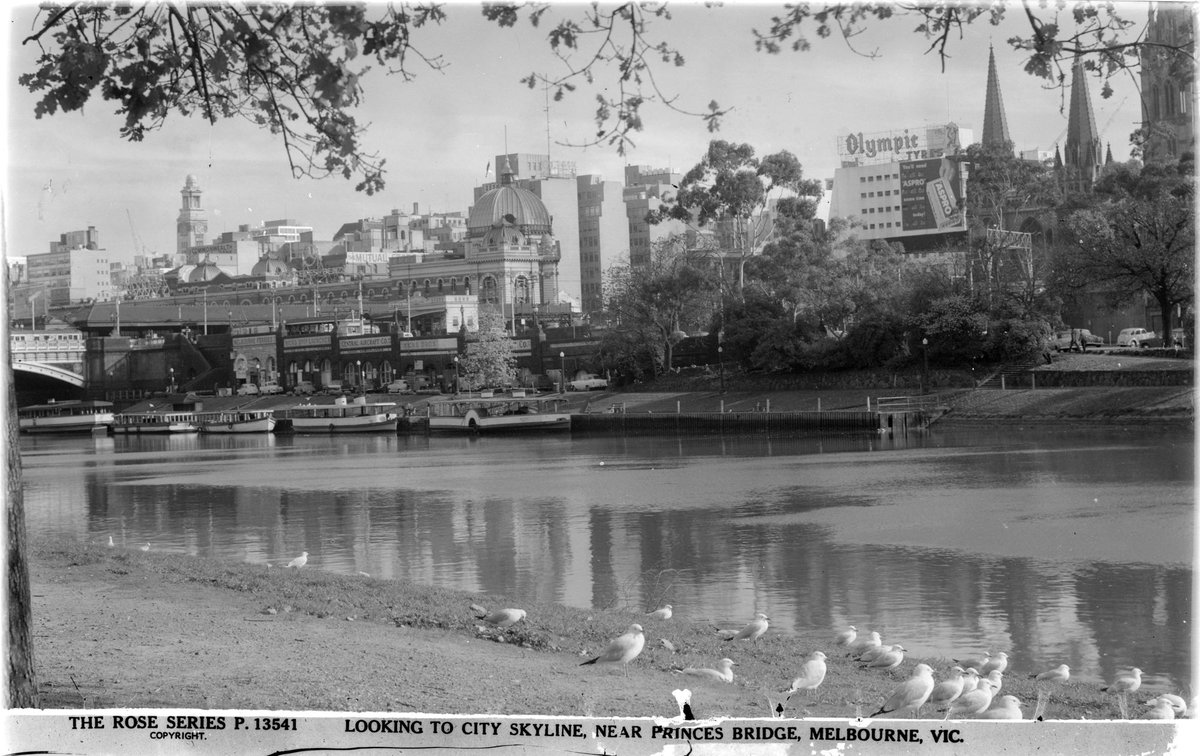 LOOKING TO THE CITY SKYLINE, NEAR PRINCES BRIDGE, MELBOURNE, VIC, Melbourne City (1920–54)