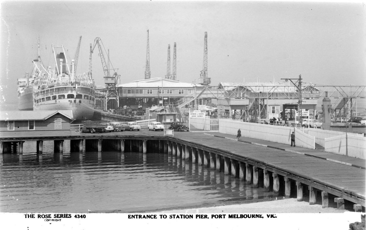 ENTRANCE TO STATION PIER, PORT MELBOURNE, VIC (1920–54)