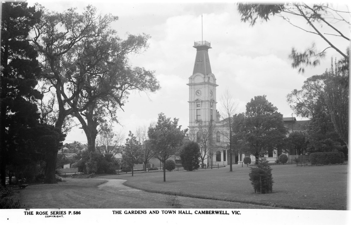 THE GARDENS AND TOWN HALL, CAMBERWELL, VIC (1920–54)