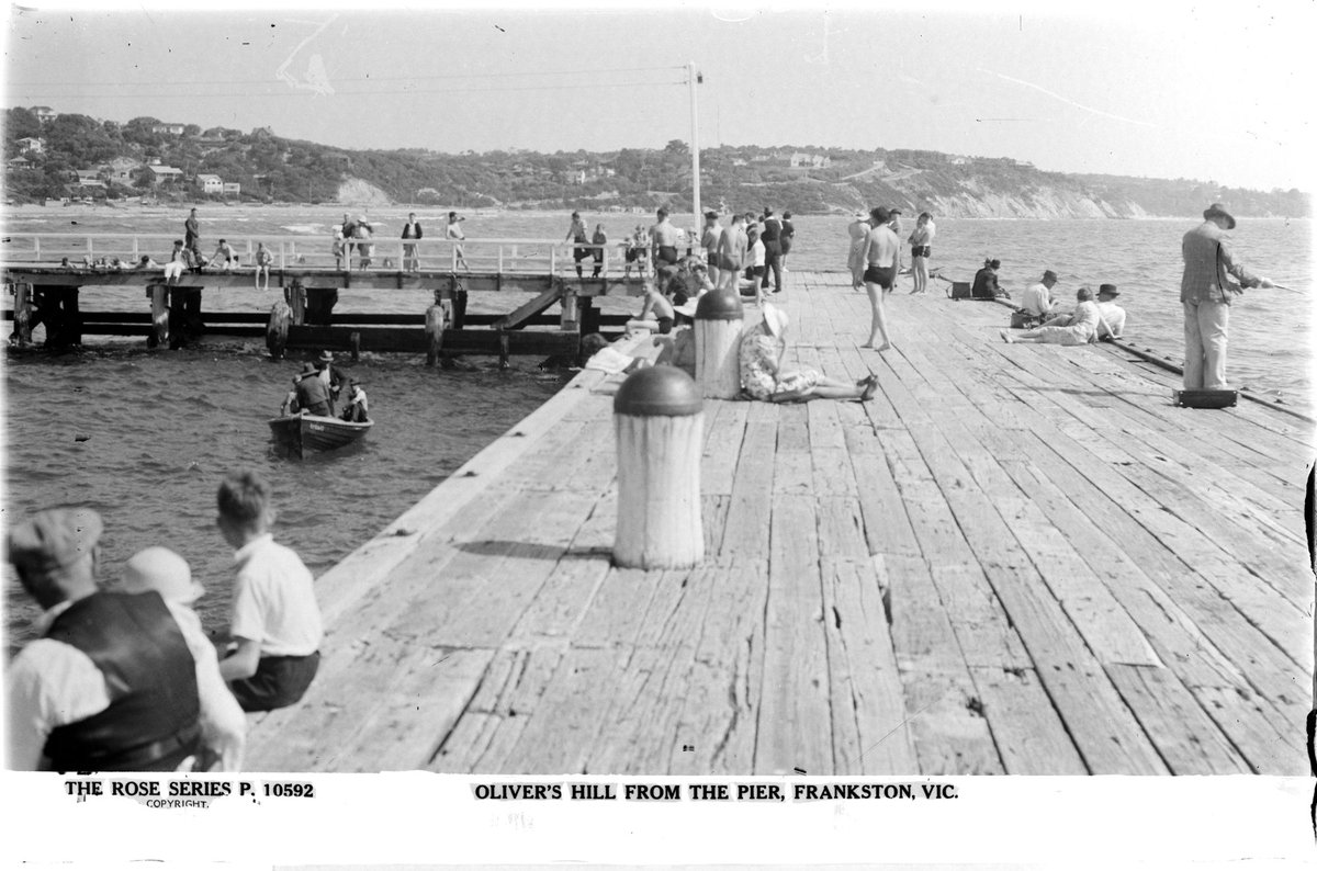 OLIVER'S HILL FROM THE PIER, FRANKSTON, VIC (1920–54)