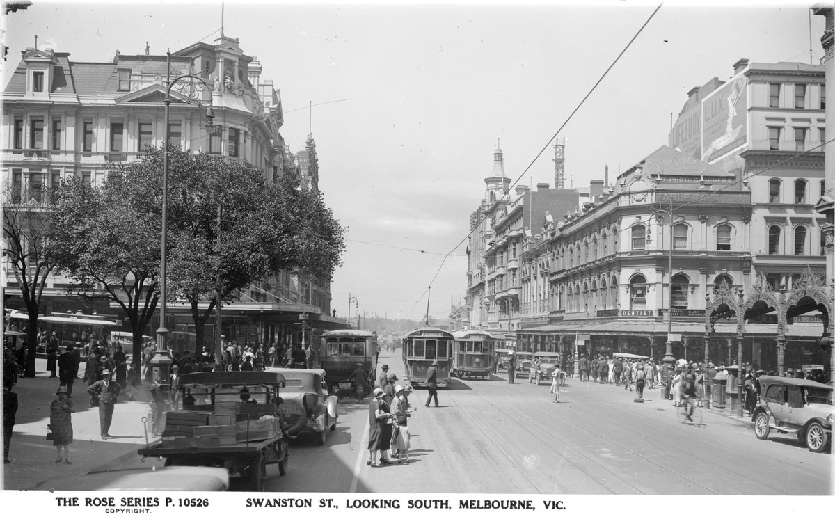 SWANSTON ST., LOOKING SOUTH, MELBOURNE, Melbourne City (1925?)