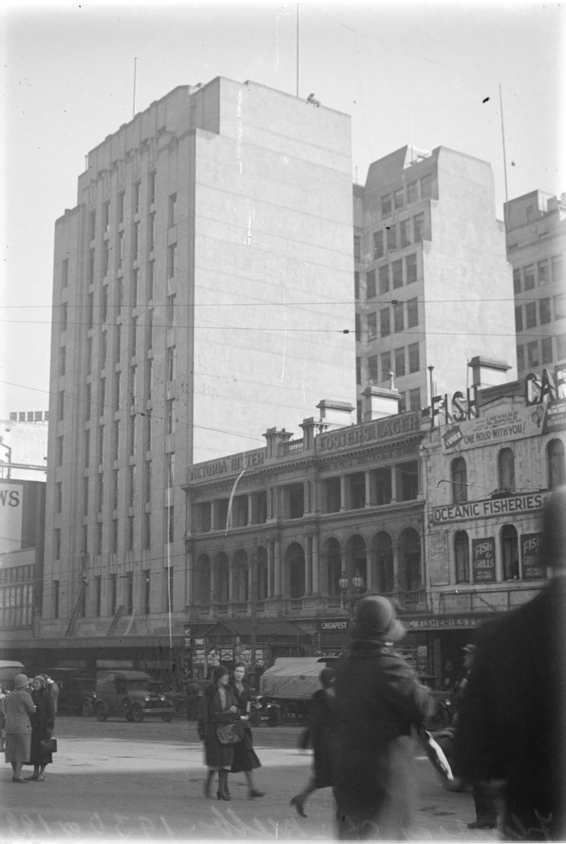 SEC building and Port Phillip Hotel, Flinders Street, Melbourne City (1936)