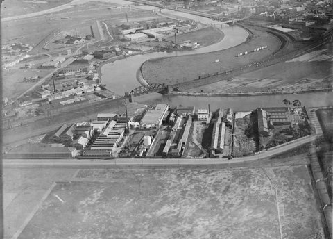 Maribyrnong River, with railway bridge in centre of image, 1940s