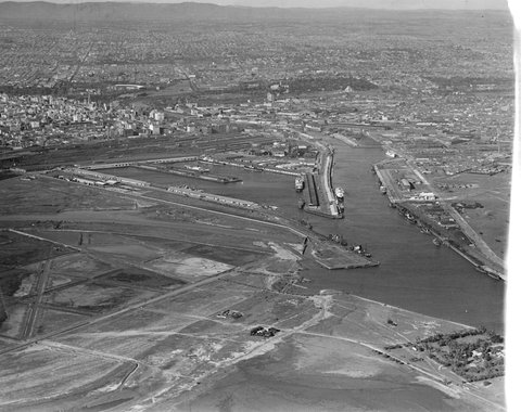 Victoria Docks, Port of Melbourne, 1939