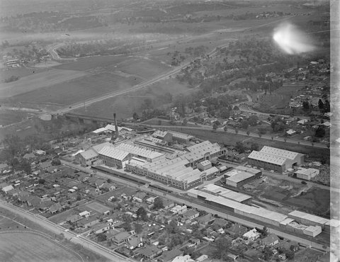 Australian Paper Manufacturing mill (APM) at Fairfield, c. 1945