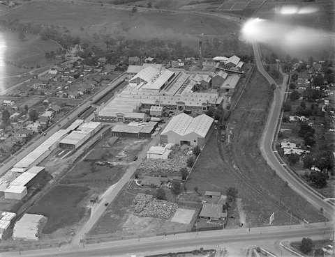 Australian Paper Manufacturing mill (APM) at Fairfield, 1942–48