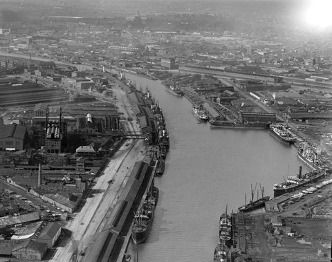 Yarra River docks at Port Melbourne, 1925–40