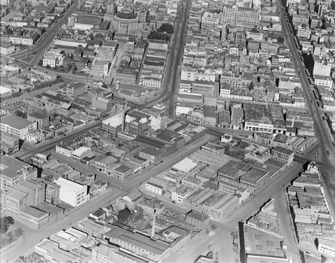 Area of Carlton looking towards Melbourne with State Library of Victoria in upper image, 1938