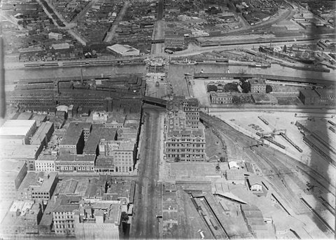 Spencer Street, looking south showing construction of Spencer Street Bridge, 1929
