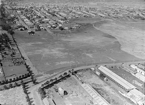 Kensington looking north east with Hobson's Road in foreground, 1925–40