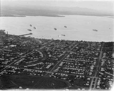 Geelong, looking from Richmond oval across Corio Bay, 1930–40