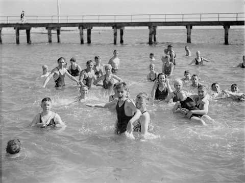 [Middle Brighton. (Old No. P.295), 1945–54