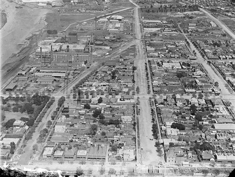Looking south from Napier Street Footscray to area bounded by Maribyrnong River and Parker Street. Includes Moreland and Whitehall Streets, 1935–49