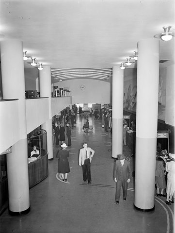 Tourist Bureau Interior, Collins St, Melbourne, 1945