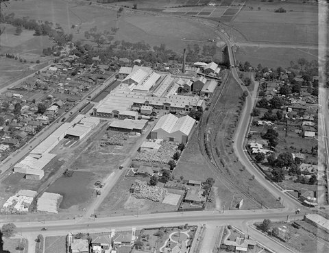Australian Paper Manufacturing mill (APM) at Fairfield, c. 1945