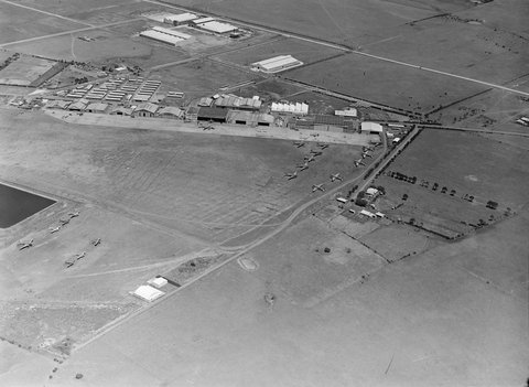 Essendon Drome [i.e. Aerodrome], 1945