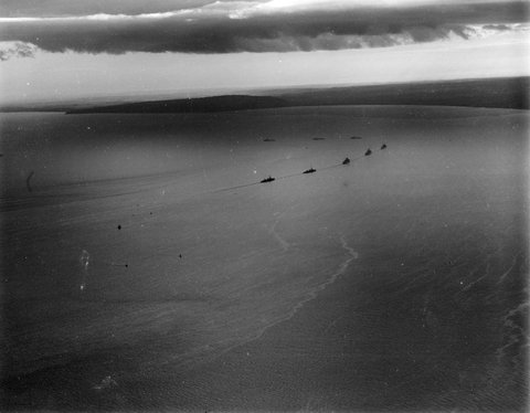 Ships carrying Henry, Duke of Gloucester to Melbourne for Centenary Celebrations, steaming in Port Phillip Bay, 1934