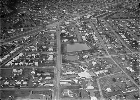 Intersection of Mount Alexander Road and Keilor Roads, North Essendon, 1924–39