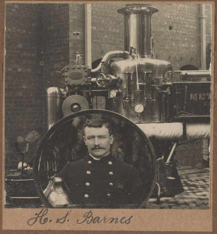 Metropolitan Fire Brigade Officers and Men of No 47 Footscray July 1910