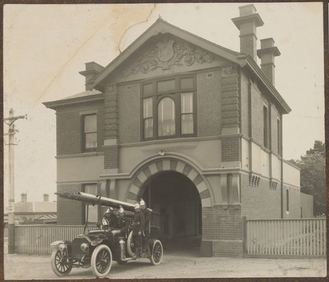 Eight images relating to the Metropolitan Fire Brigade, Melbourne, 1900–26