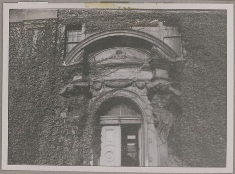 Doorway of Chemistry School, University [of Melbourne], formerly on Colonial Bank, 1949