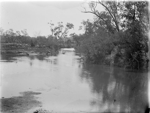 Yarra River near Kew, 1899
