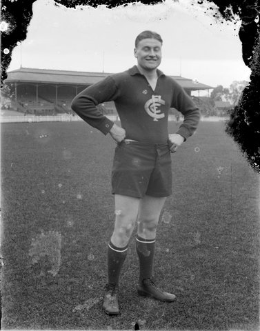 Carlton Football Club player on oval, 1920–50