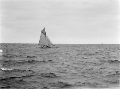 Yacht Cooeeama Port Melbourne, 1899