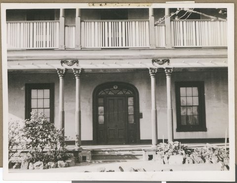 Euretta, 3 Alfred Place, St. Kilda Vic, 1946–52