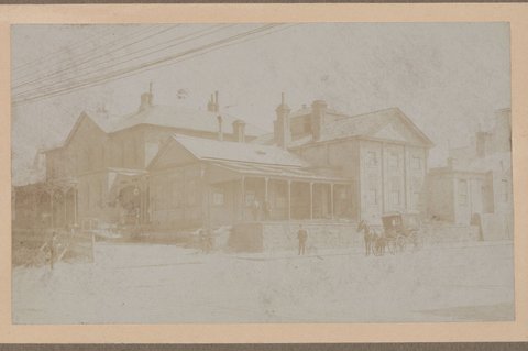 Old Law Courts at Latrobe Street and Russell Street, 1909