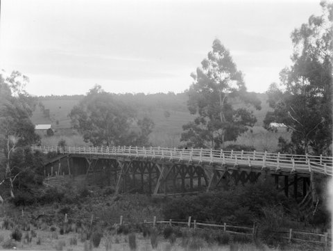 Bridge at Eltham, 1900