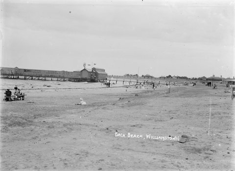 Back beach, Williamstown [Vic.], 1900–20