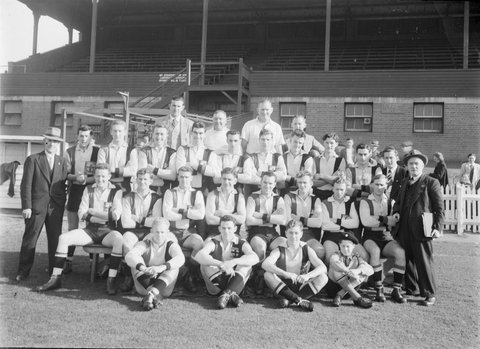 St Kilda Football Club in front of the G. P. Newman stand at the Junction Oval, 1920–50