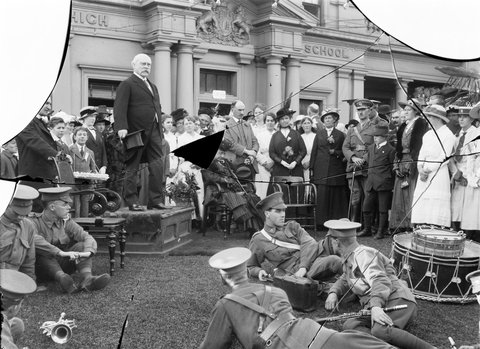 Opening of fete at Melbourne High School, 1916
