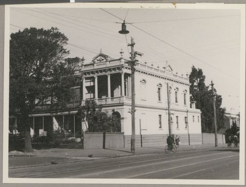 Rochester Terrace, St. Vincent's Place, South Melb (Albert Park), Vic, 1949