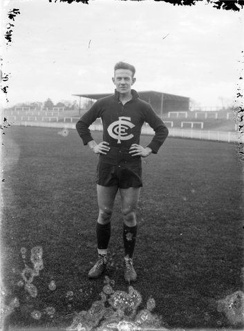 Jim Clark, Carlton Football Club player, 1945–49