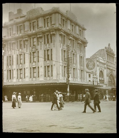 Leviathan Corner, Bourke Street, Melbourne, c. 1918