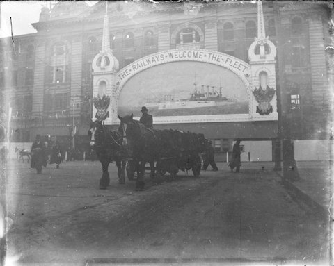 Horses and dray outside Flinders Street Station, 1880–1900